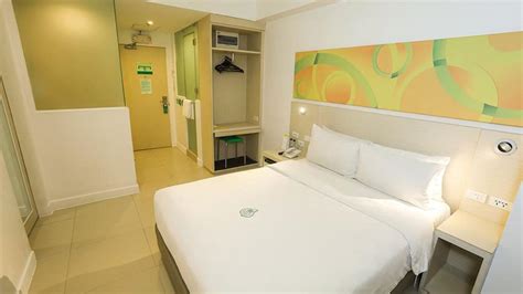 Go Hotels Ermita, Manila from ₱1,366. Manila Hotel Deals.